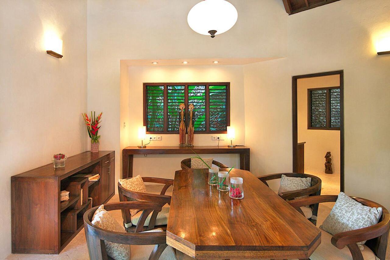 Villa Kubu Seminyak Extérieur photo