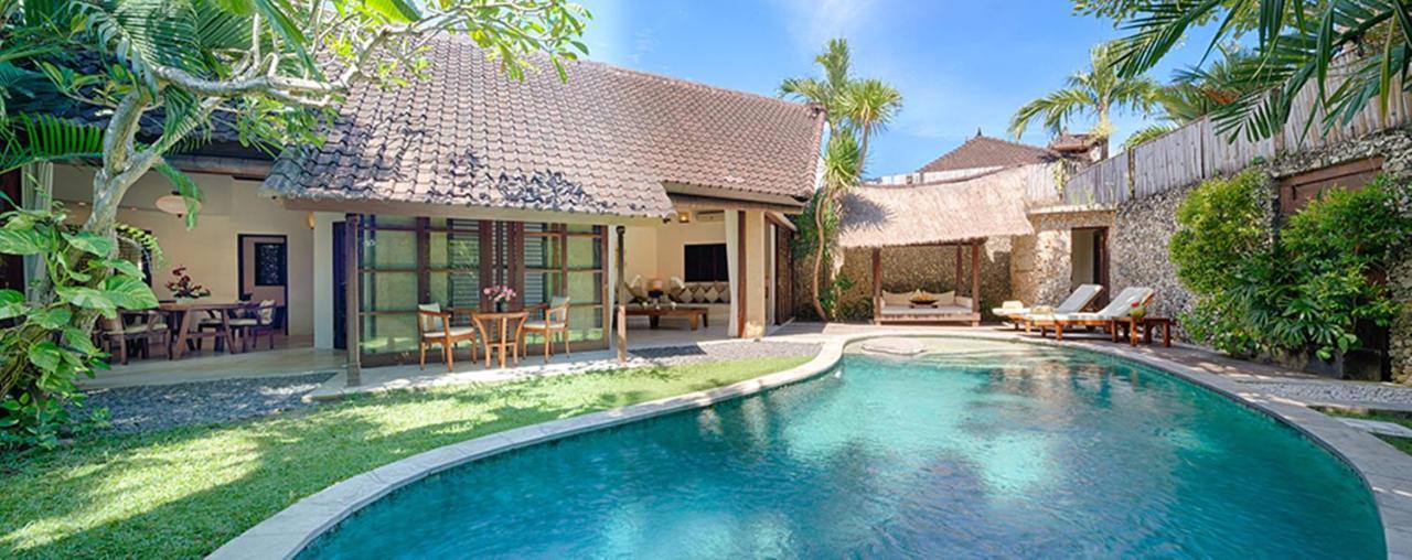 Villa Kubu Seminyak Extérieur photo